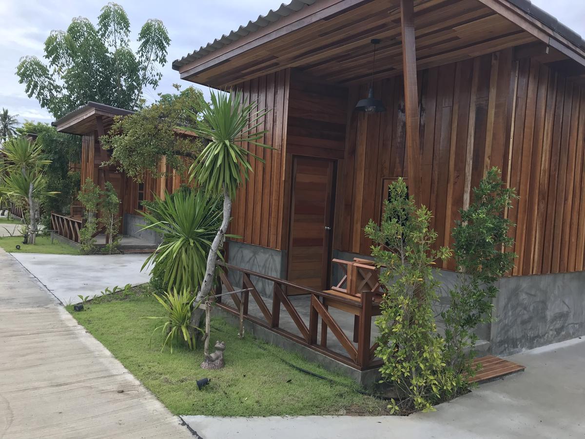 Chill Chill Resort Pran Buri Exterior photo